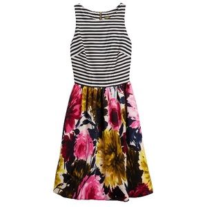 2/$20 or 3/$28 mix & match! EUC Taylor brand Poe Dress size 2 floral stripe